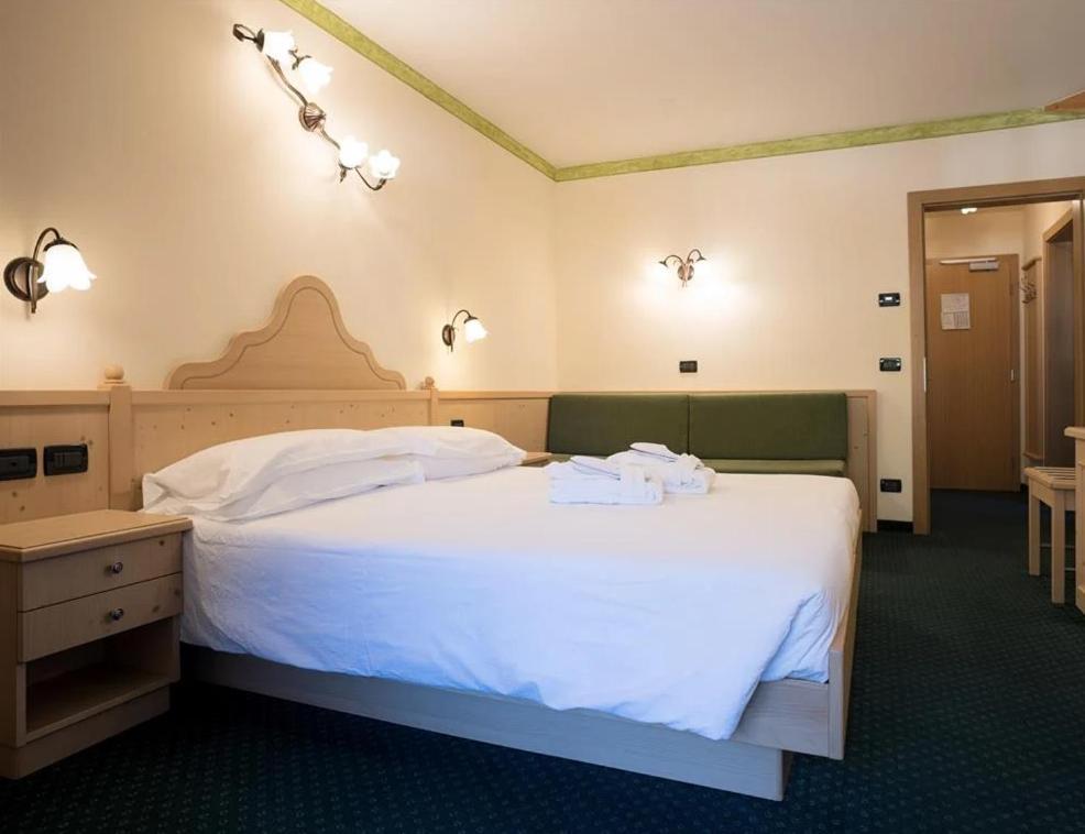 Hotel Crepei بوتسا دي فاسّا المظهر الخارجي الصورة